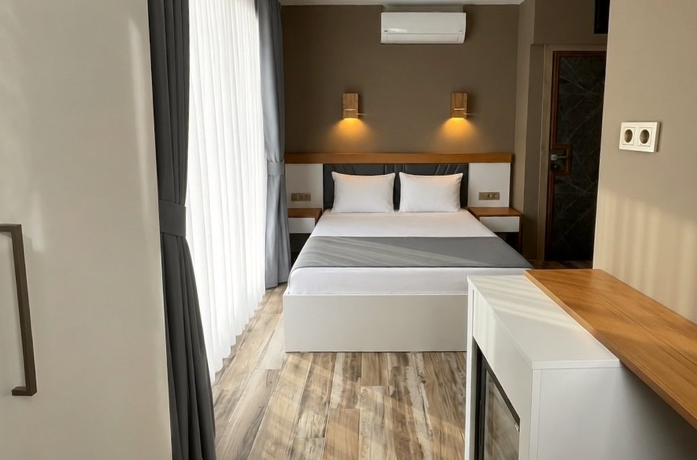 Aurora hotel
